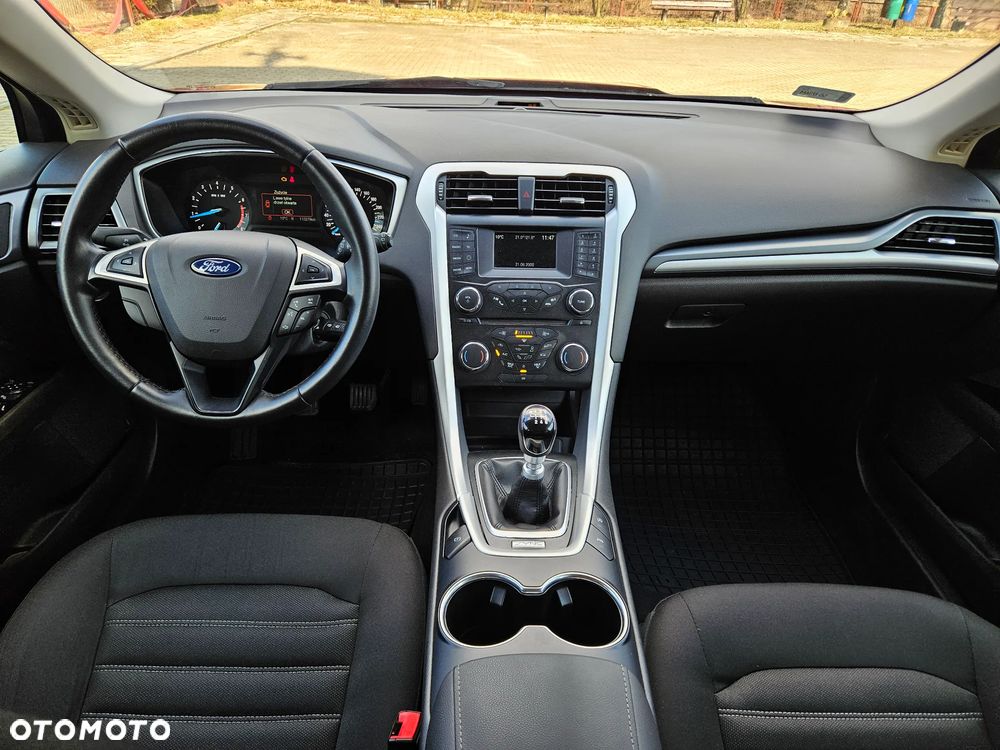 Ford Mondeo 1.5 EcoBoost Ambiente Plus - 20