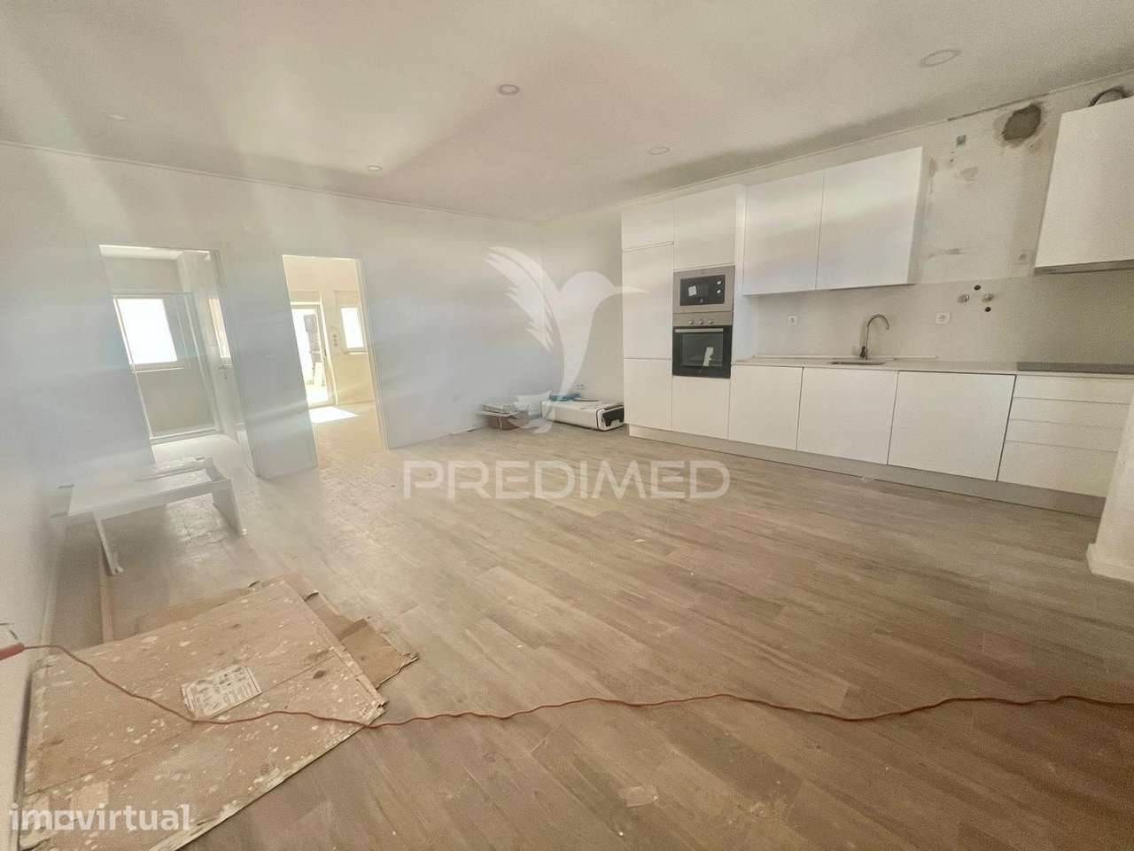 Apartamento T1 Totalmente Remodelado com Terraço Privado e Barbecue... - Grande imagem: 4/12