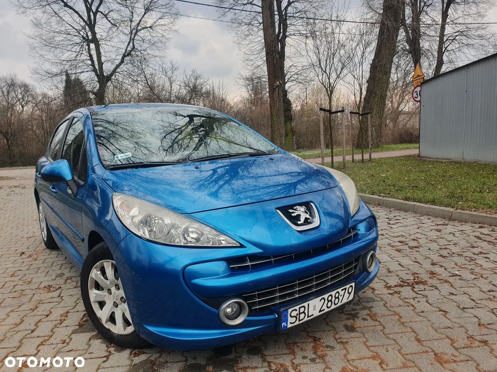 Peugeot 207 HDi FAP 90 (Blue Lion) Tendance - 24