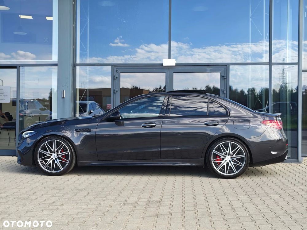 Mercedes-Benz C-Class 2023 photo 2