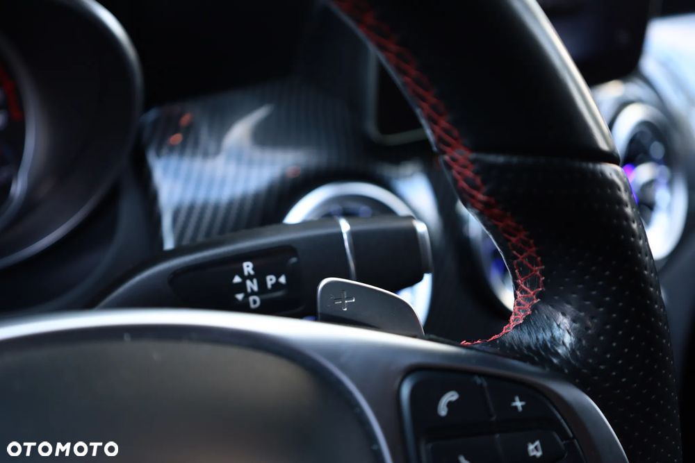 Mercedes-Benz CLA 200 7G-DCT AMG Line - 17