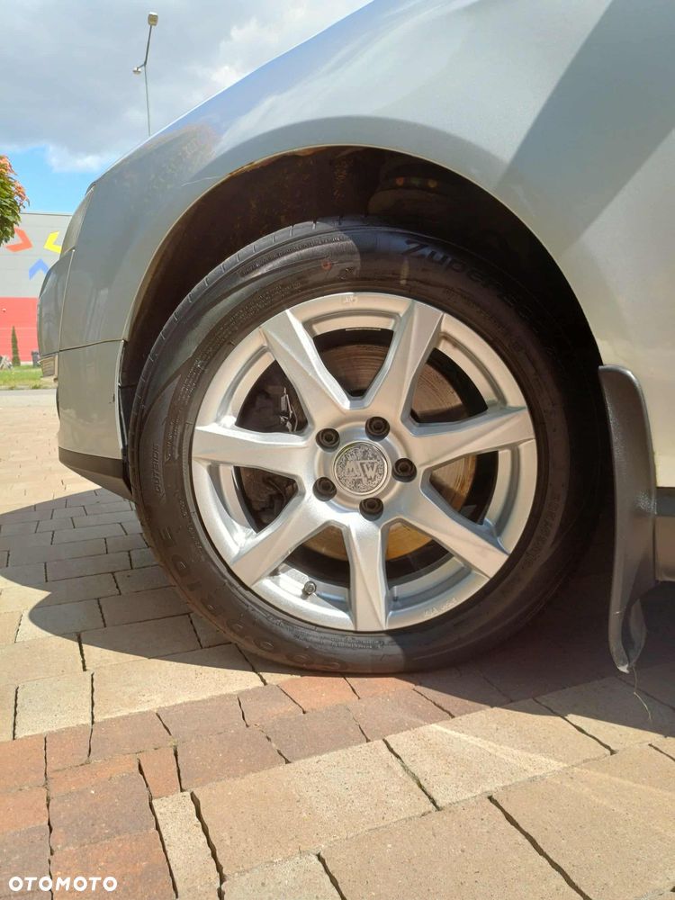 Volkswagen Passat 1.8 TSI Comfortline - 34