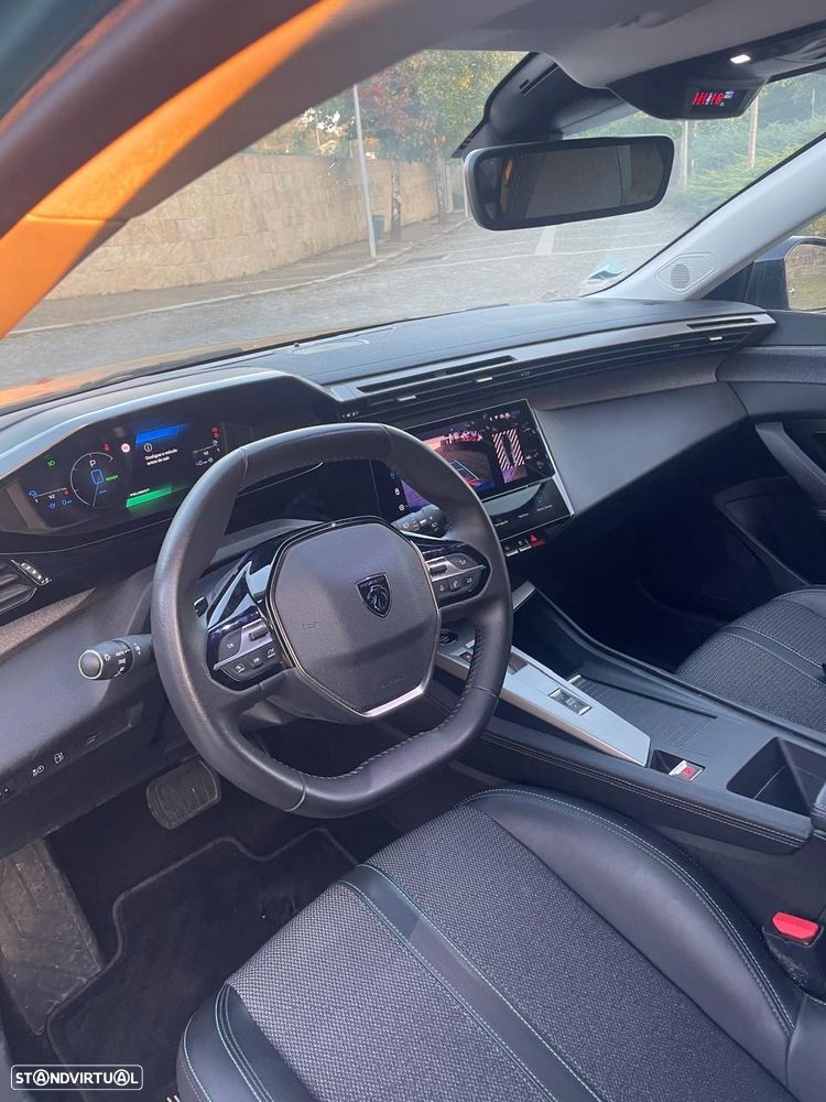 Peugeot 308 SW 1.6 Hybrid Allure e-EAT8 - 27