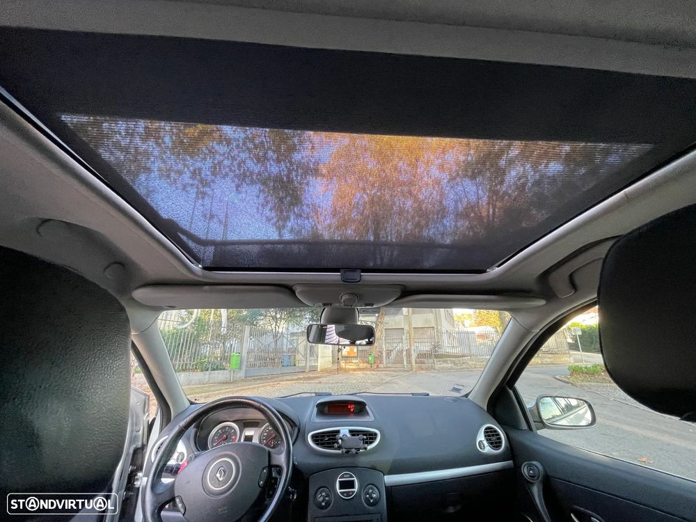 Renault Clio Break 1.5 dCi Dynamique S - 15