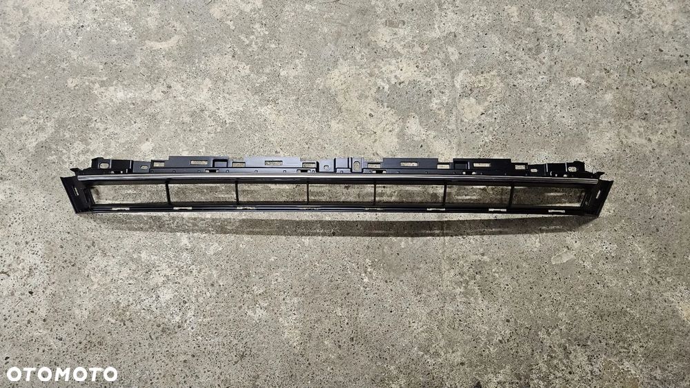 AUDI A5 2016-KRATKI W ZDERZAK S-LINE P+L+ŚR 8W6807681F 8W6807682F 8W6807683A - 5