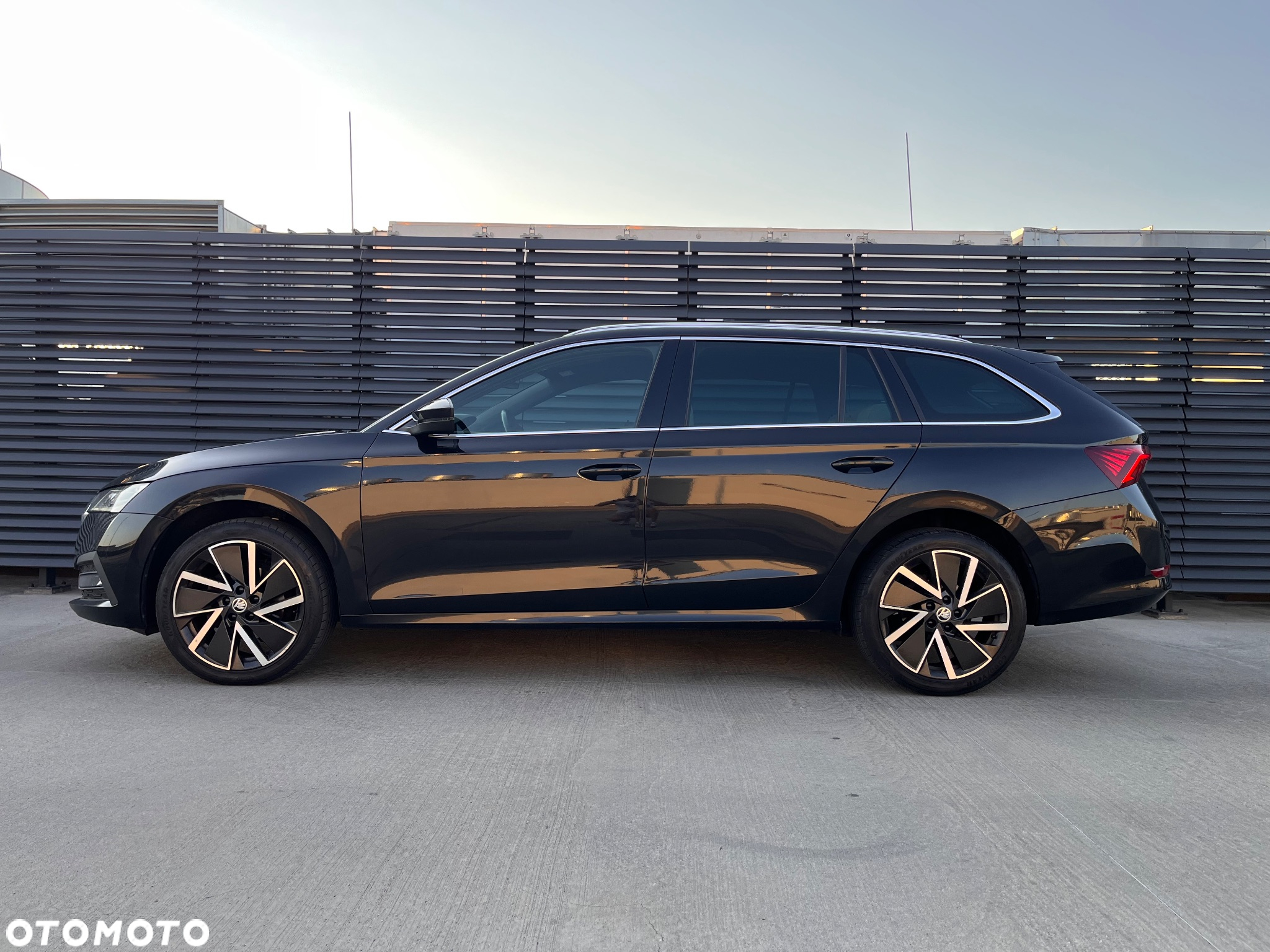 Skoda Octavia 2.0 TDI Style DSG - 9
