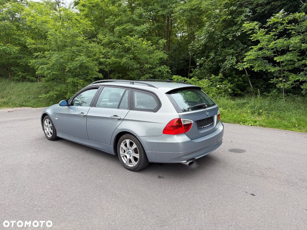 BMW Seria 3 318i Edition Exclusive - 7