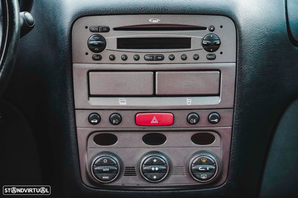 Alfa Romeo 147 - 15