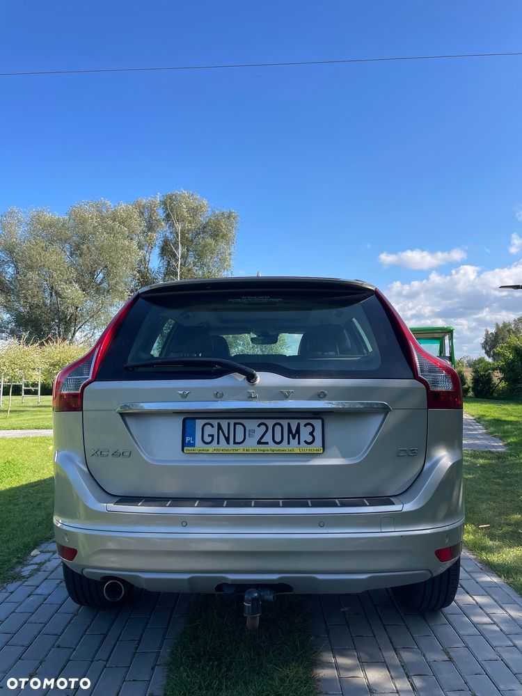 Volvo XC 60 D3 Drive-E Summum - 6