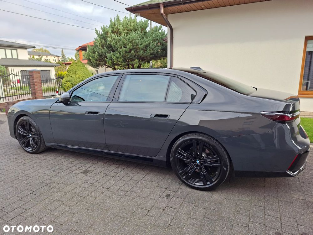 BMW Seria 7 - 6
