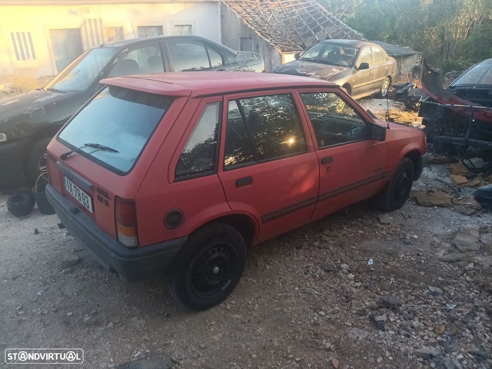 Opel Corsa 1.2 Swing - 4
