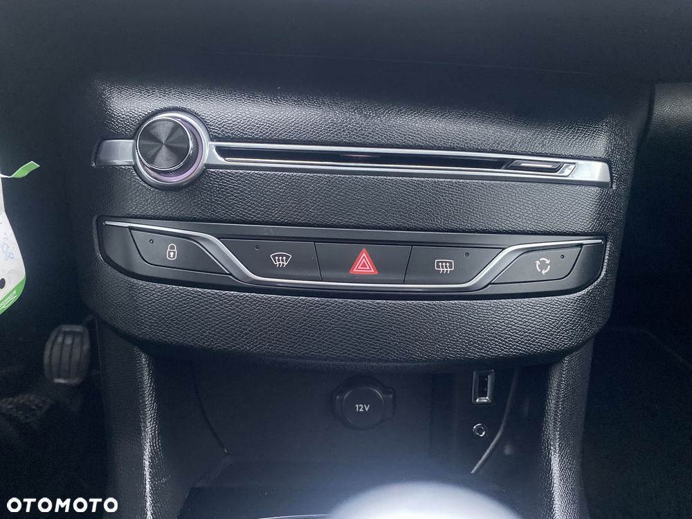 Peugeot 308 BlueHDi FAP 120 Stop&Start Allure - 18