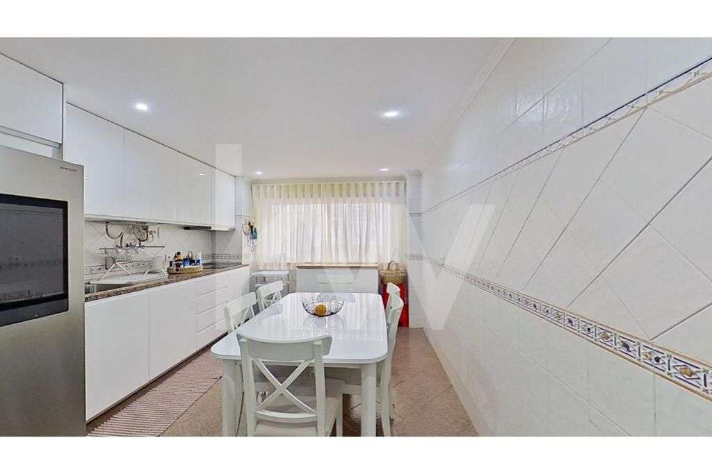 APARTAMENTO T 3 C/ TERRAÇO E BOX  -  MASSAMÁ / QUINTA DAS FLORES - Grande imagem: 3/23