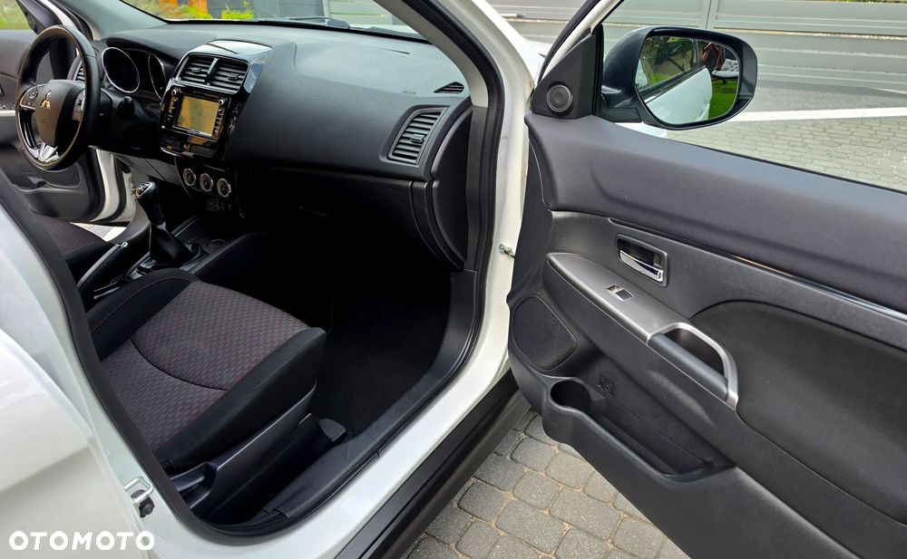 Mitsubishi ASX 1.6 Intense Plus Navi - 29