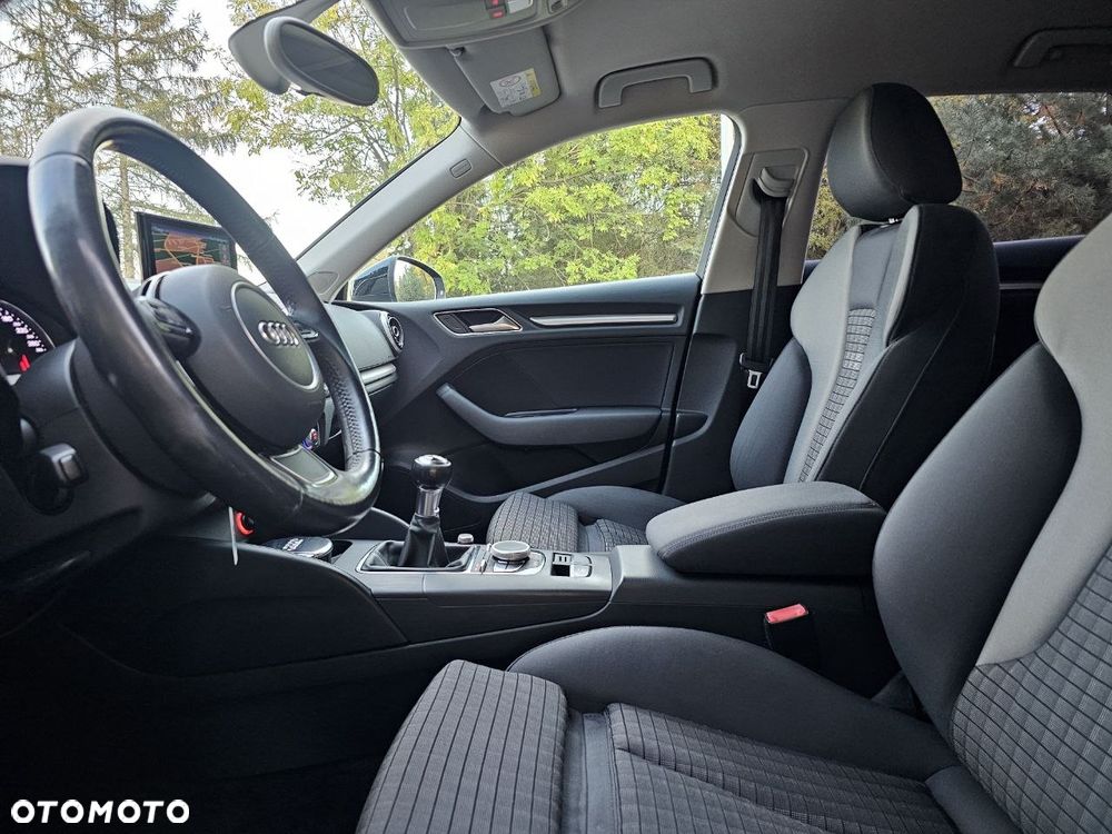 Audi A3 Sportback - 18