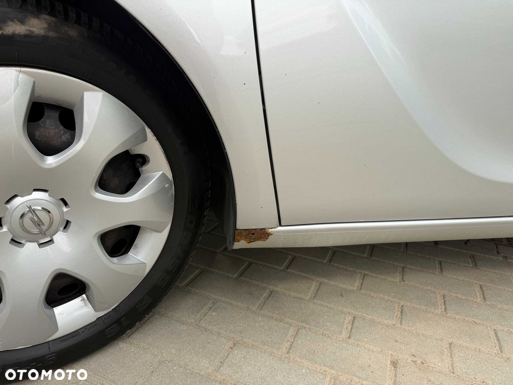 Opel Meriva - 8