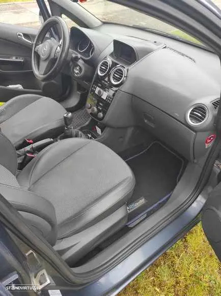 Opel Corsa 1.2 Cosmo - 6