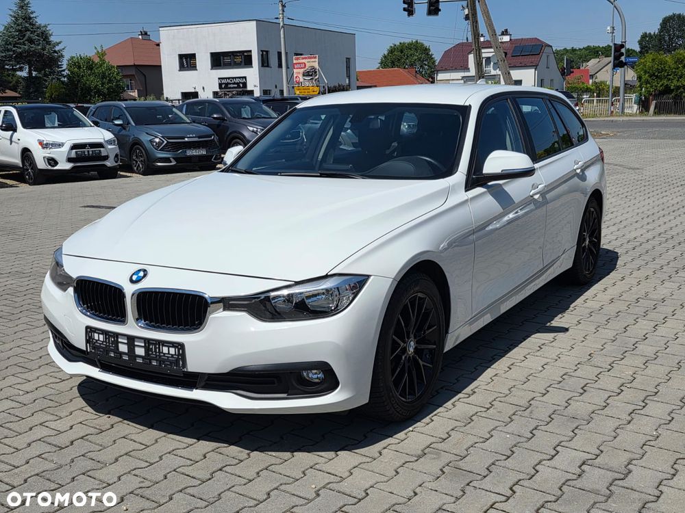BMW Seria 3 318d - 1