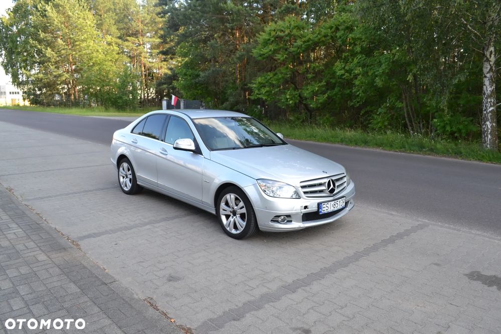 Mercedes-Benz Klasa C 220 CDI DPF Avantgarde - 14