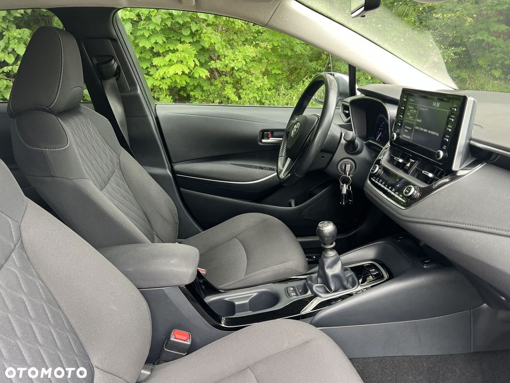 Toyota Corolla - 9
