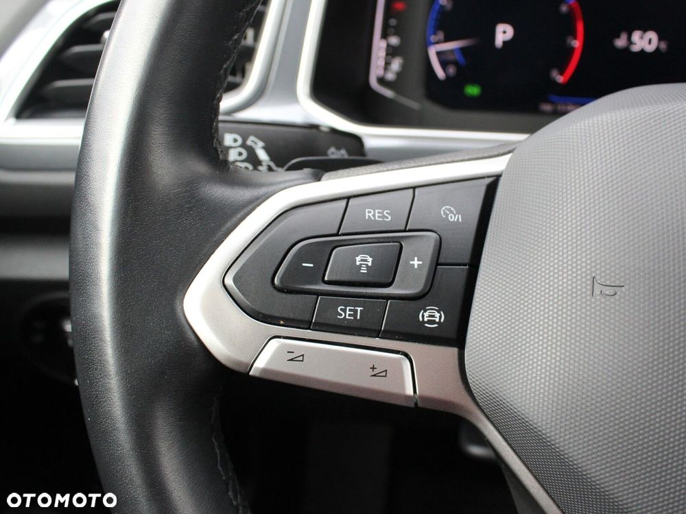 Volkswagen T-Roc 1.5 TSI Style DSG - 18