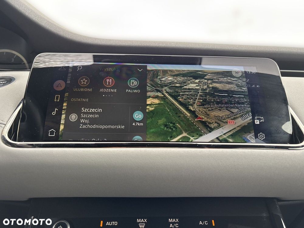 Land Rover Range Rover Evoque 2.0 D200 mHEV R-Dynamic SE - 26
