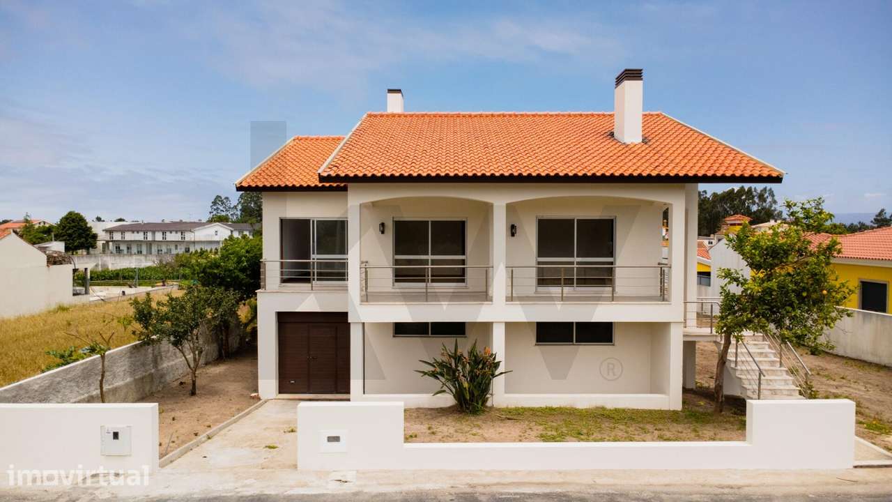 Exclusiva Moradia T4 em Esgueira com Terreno de 1615m2 a escassos minu - Grande imagem: 2/60