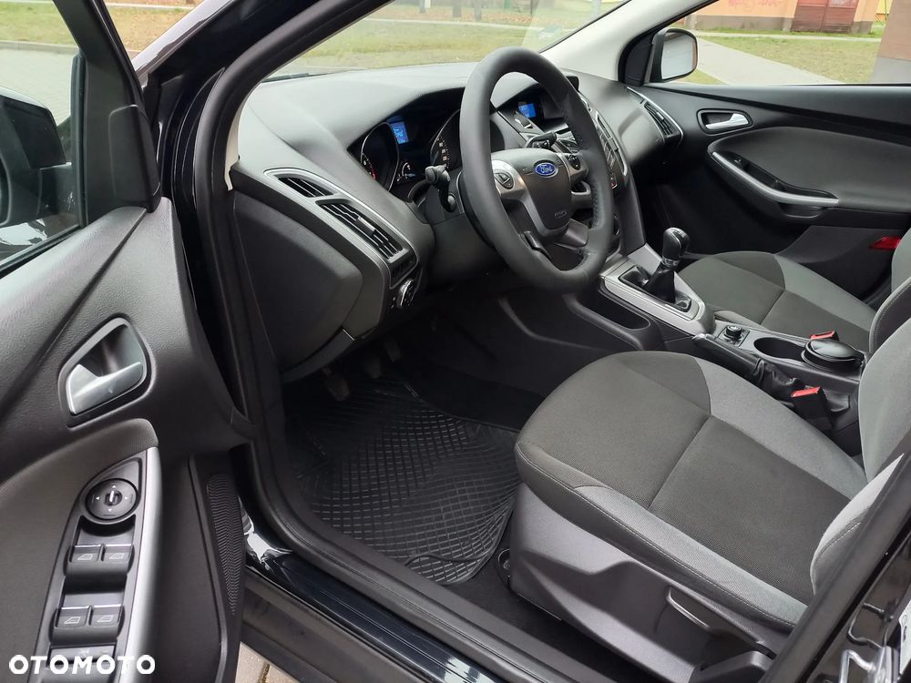 Ford Focus 1.6 TI-VCT Champions Edition - 11