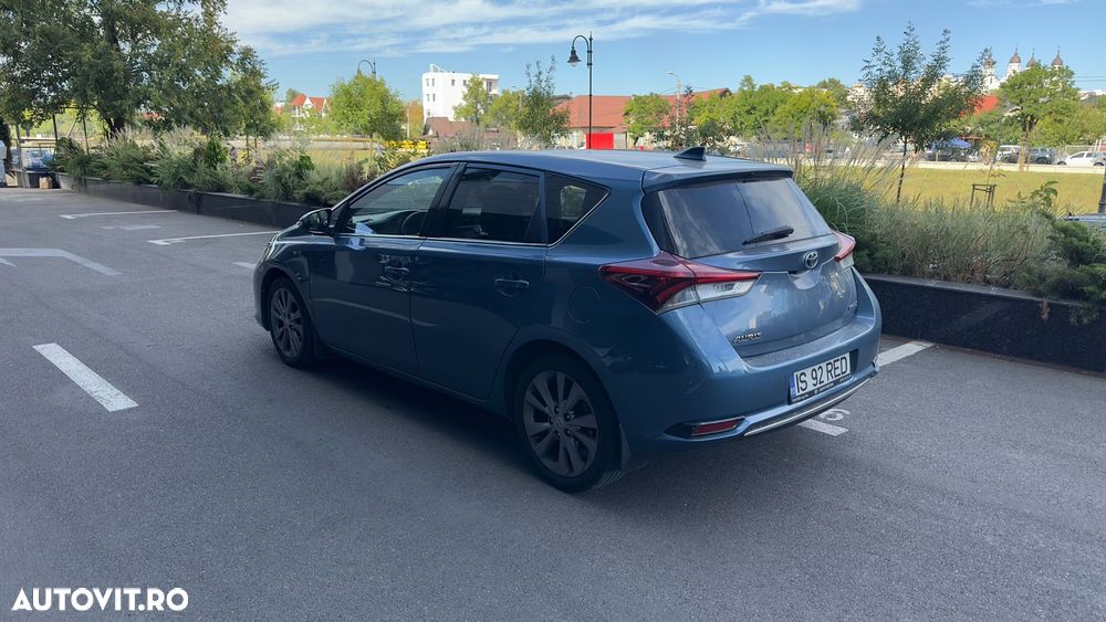 Toyota Auris - 6