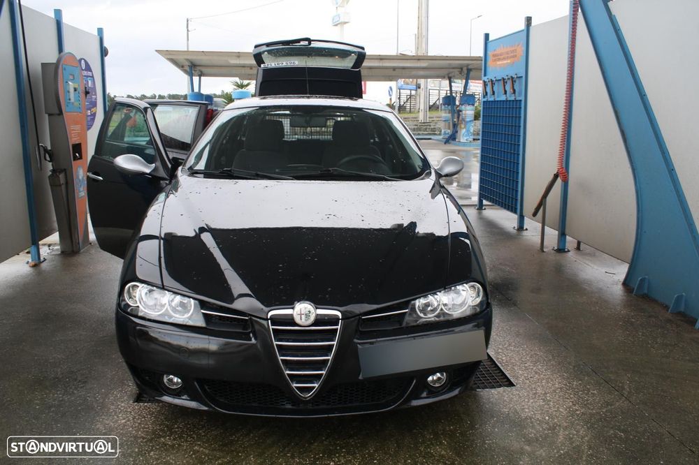 Alfa Romeo 156 1.9 JTD - 41