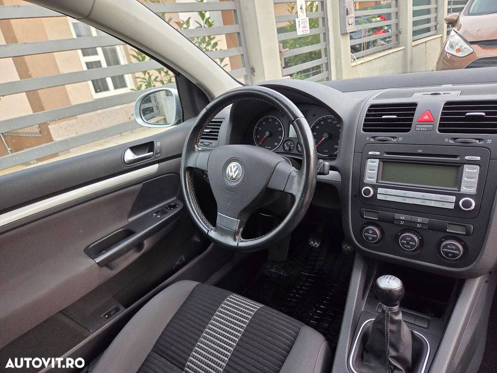 Volkswagen Golf 1.4 MATCH - 7