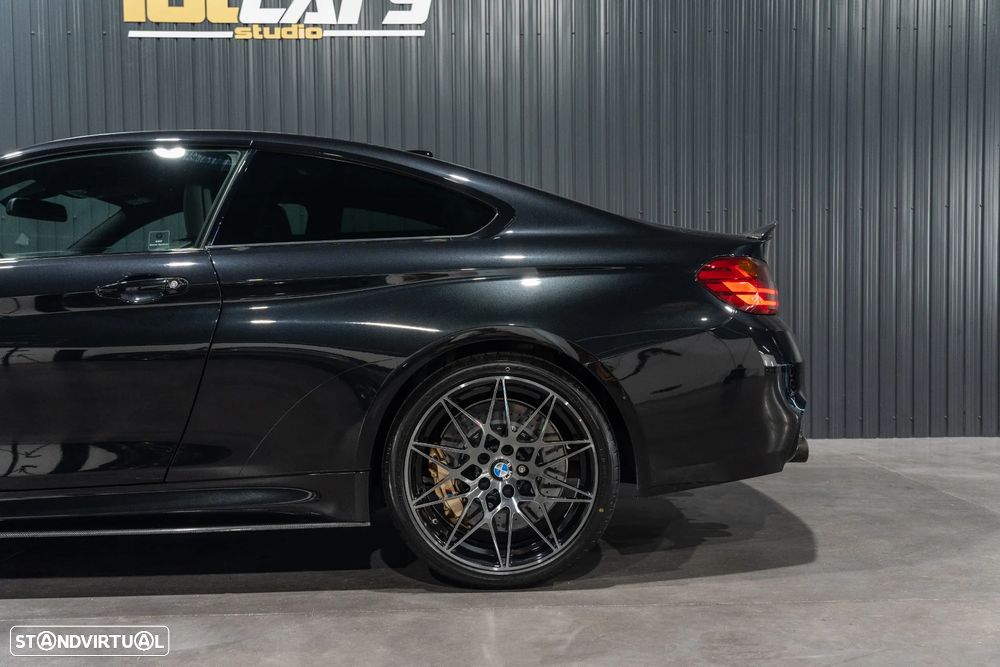 BMW M4 Coupe DKG - 32