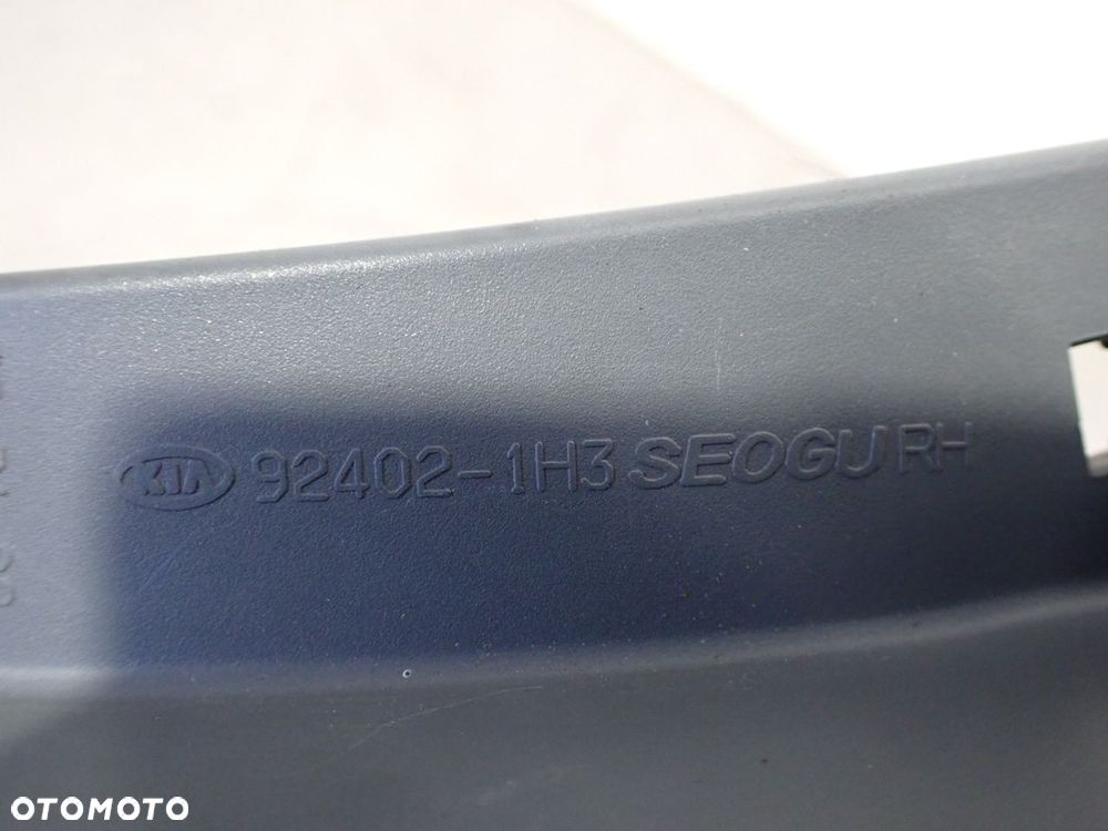 LAMPA PRAWA TYLNA KIA CEED - 6