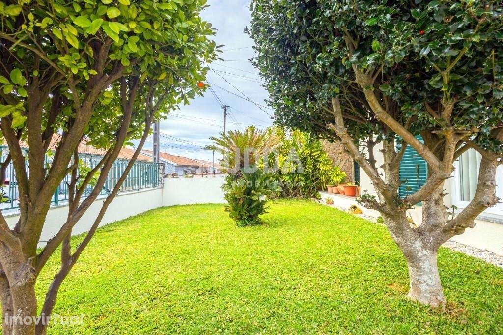 Moradia T4 em Esgueira – Aveiro | Jardim, Garagem Dupla e Excelentes Á - Grande imagem: 2/25