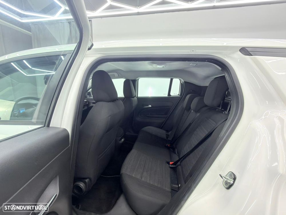 Jeep Avenger 54 kWh Longitude - 11