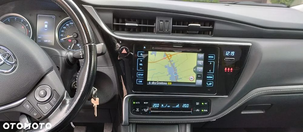 Toyota Corolla 1.6 Prestige - 2