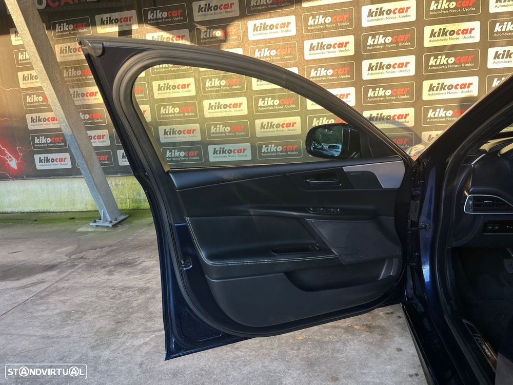 Jaguar XE 2.0 D R-Sport Aut. - 18