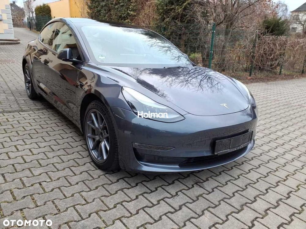 Tesla Model 3 Langstreckenbatterie Allradantrieb Dual Motor - 3