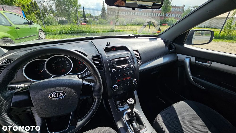Kia Sorento 2.2 CRDi 4WD Attract - 2