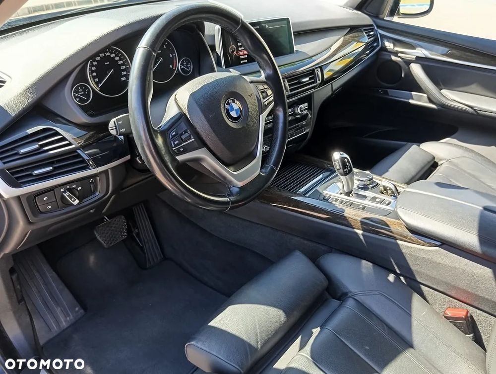 BMW X5 ver-xdrive25d - 12