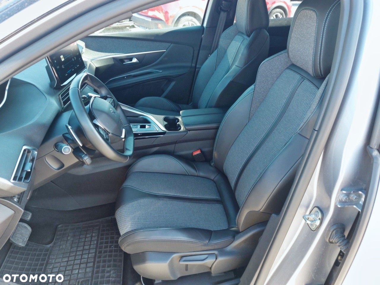 Peugeot 3008 1.2 PureTech Allure Pack S&S EAT8 - 9