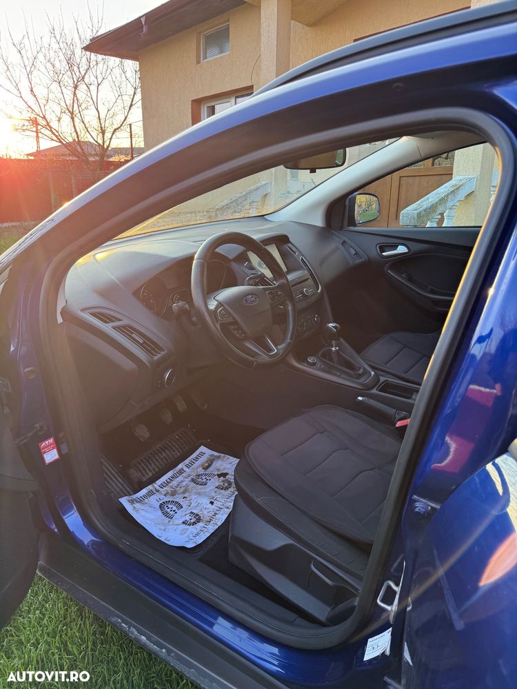 Ford Focus 1.5 TDCi DPF Start-Stopp-System Business - 5