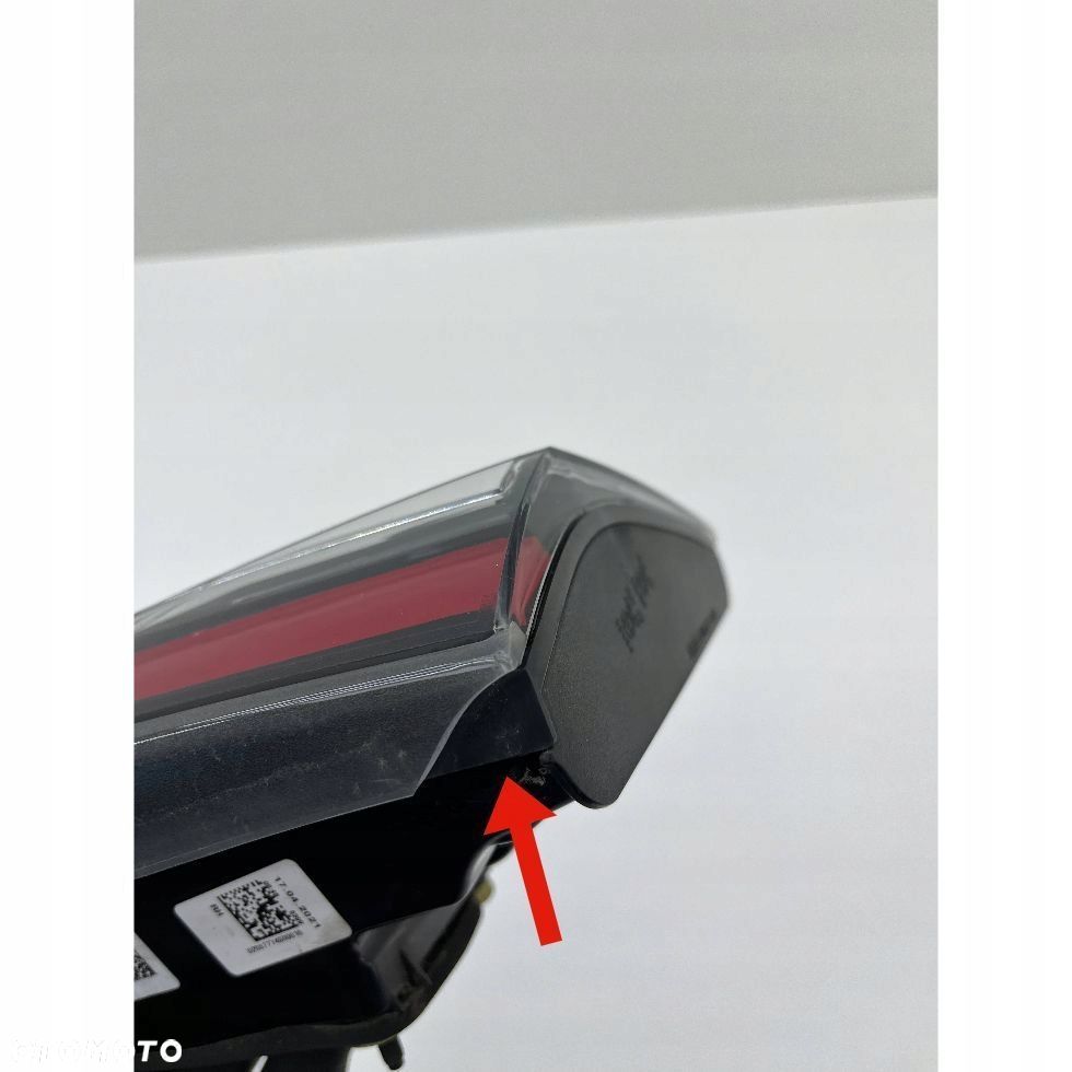 HYUNDAI I20 III N-LINE LAMPA LEWA TYŁ W KLAPĘ LED 92404-C0000 - 9