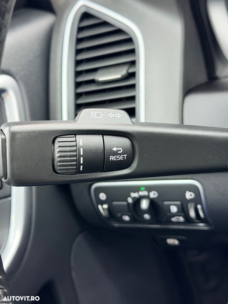 Volvo XC 60 D3 Kinetic - 32