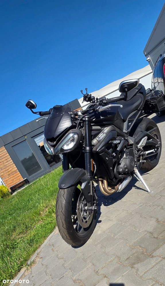 Triumph Street Triple - 7