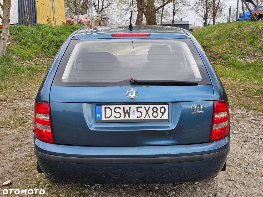 Skoda Fabia 1.2 HTP Basis - 10