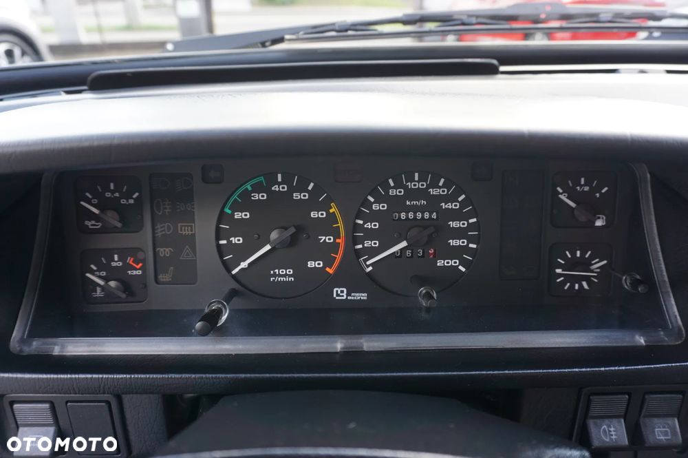 Polonez Caro - 32