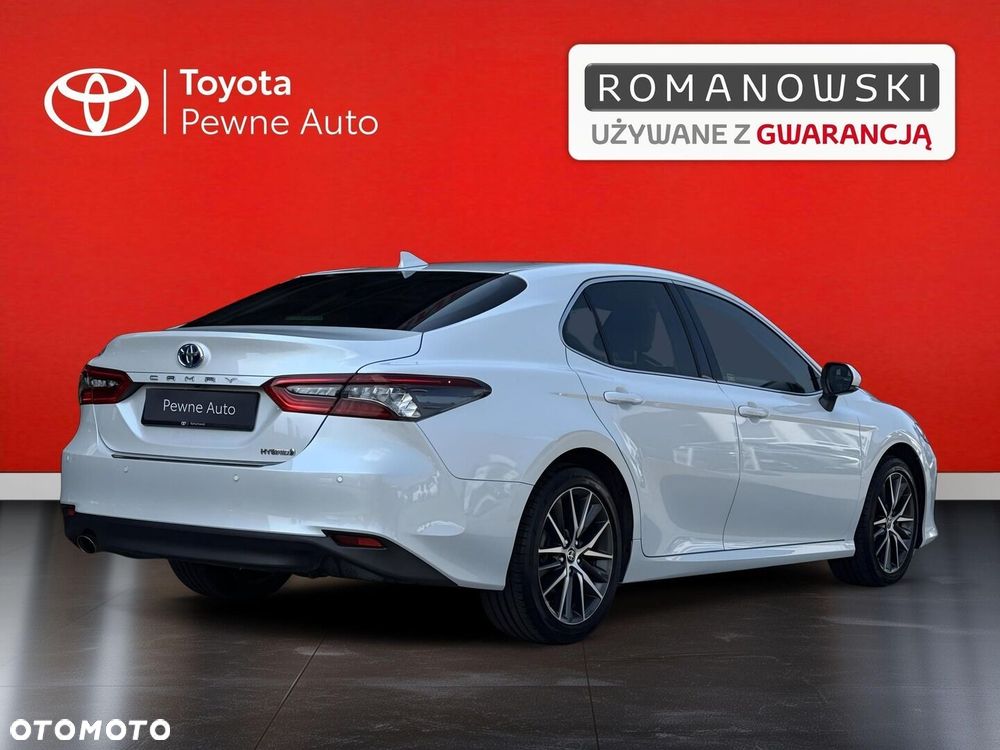 Toyota Camry 2.5 Hybrid Executive CVT - 6