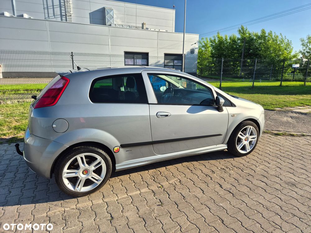 Fiat Punto - 16