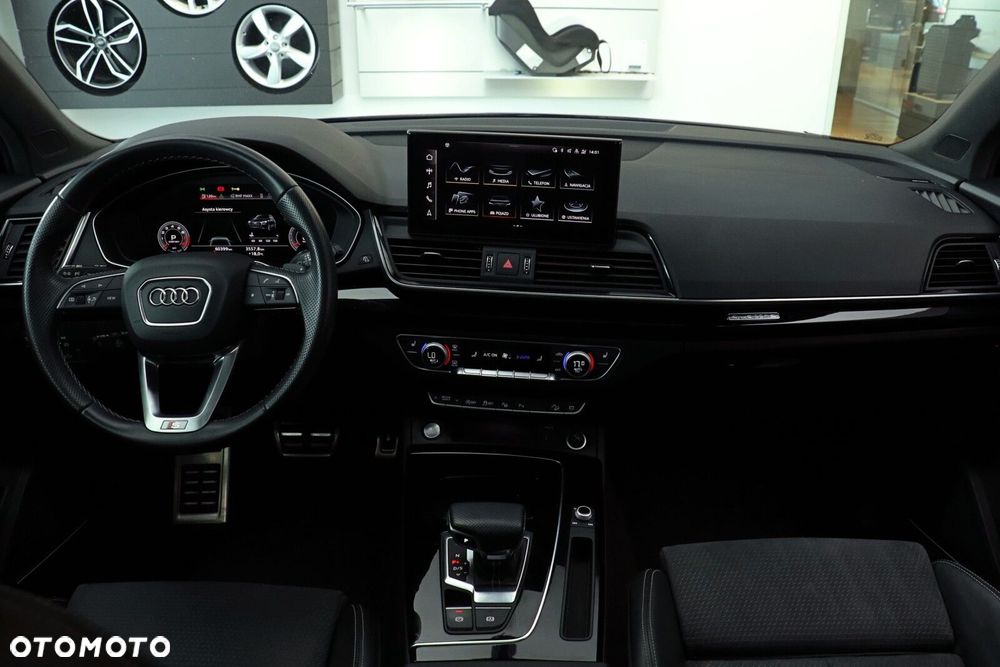 Audi Q5 Sportback - 25